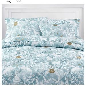 NWT Pottery Barn Harry Potter full/queen comforter and shams